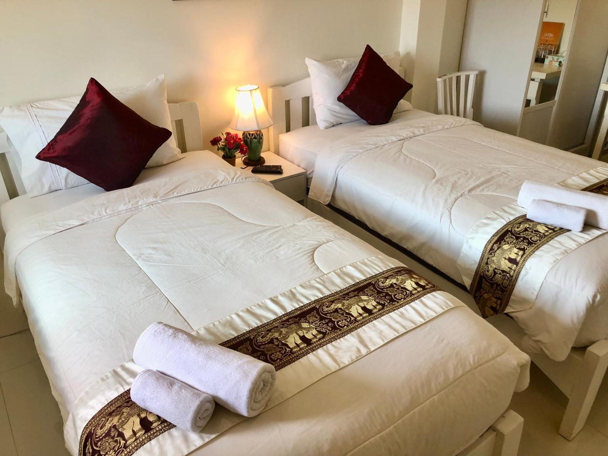 Naraya Homestay San Pa Tong Bagian luar foto